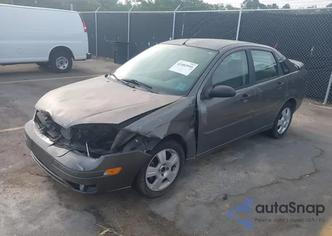 2005 Ford Focus Zx4 from USA, damaged, VIN 1FAFP34N05W205891
